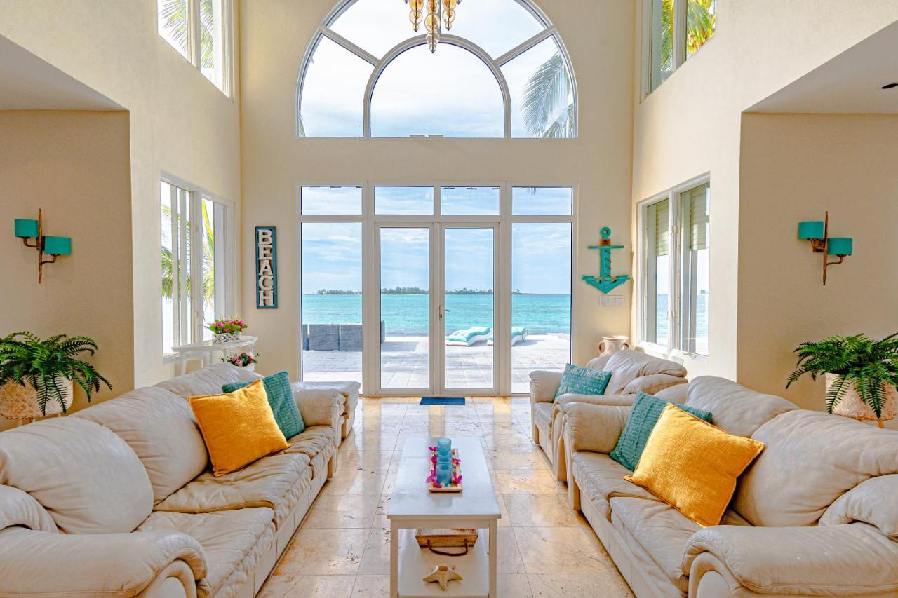 Seaview Oceanfront Villa - With Private Pool Nassau Exterior photo